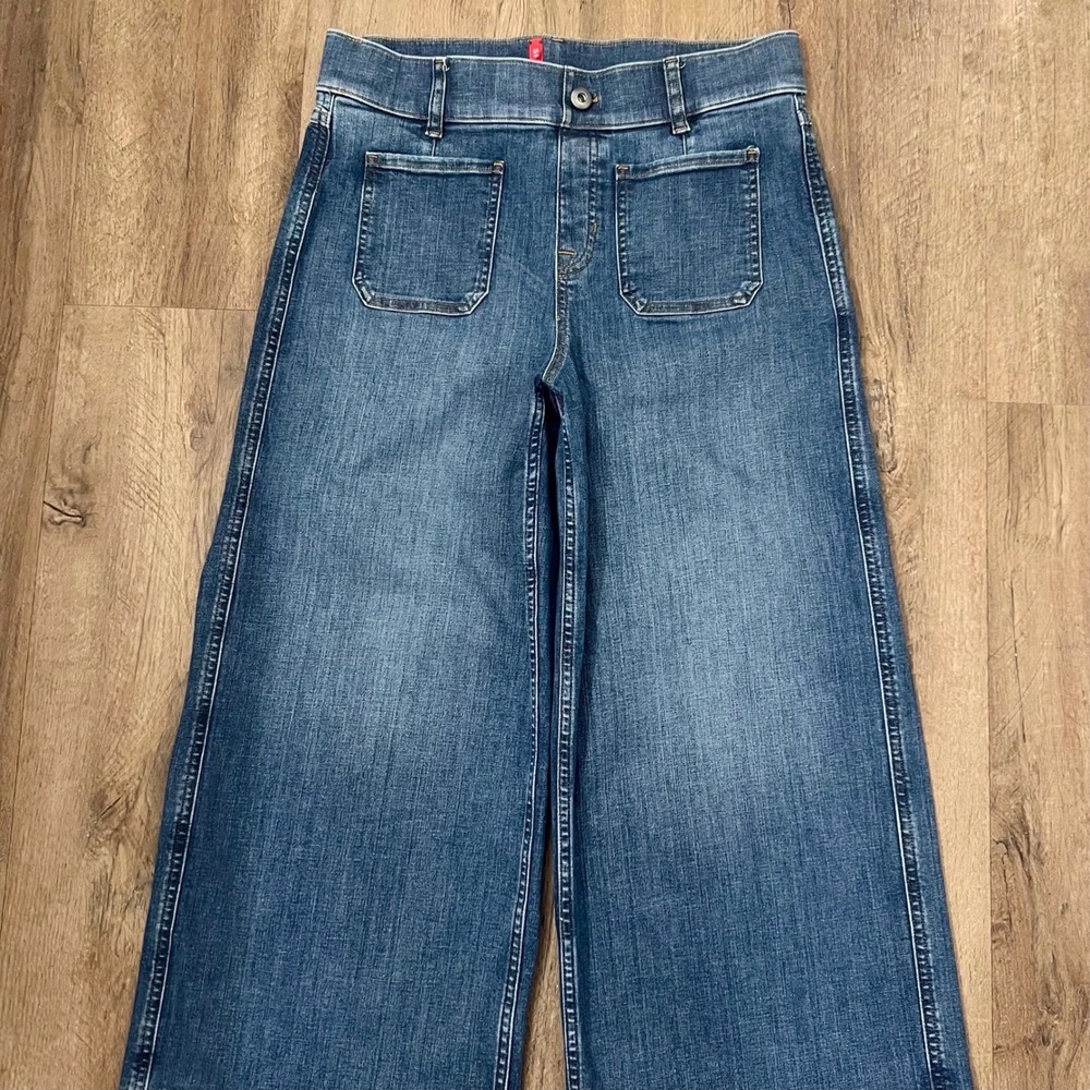 Spanx‎ Cropped Wide Leg Jeans with Patch Pockets in Shaded Blue Size Medium - Picture 7 of 12